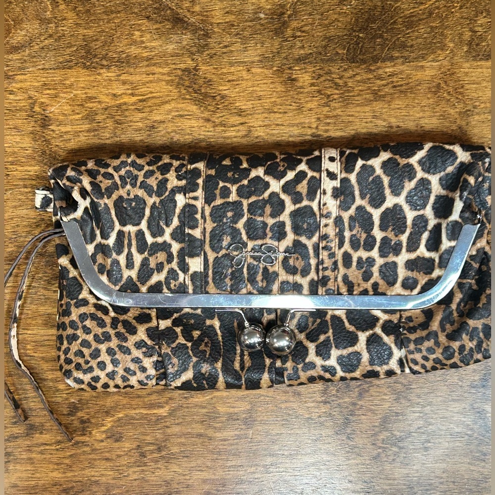 Leopard print Kiss lock Clutch Jessica Simpson